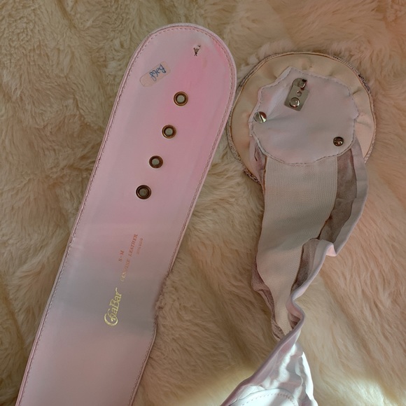 Vtg 80s Genuine leather Unique Artisan belt gold ornate buckle ruffle Belt M NOS - Picture 14 of 15